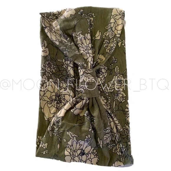 Green Boho Floral Headband - Picture 8 of 11